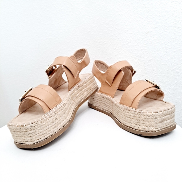 ASOS chunky platform flatform slingback faux leather tan summer sandals. - Picture 2 of 15